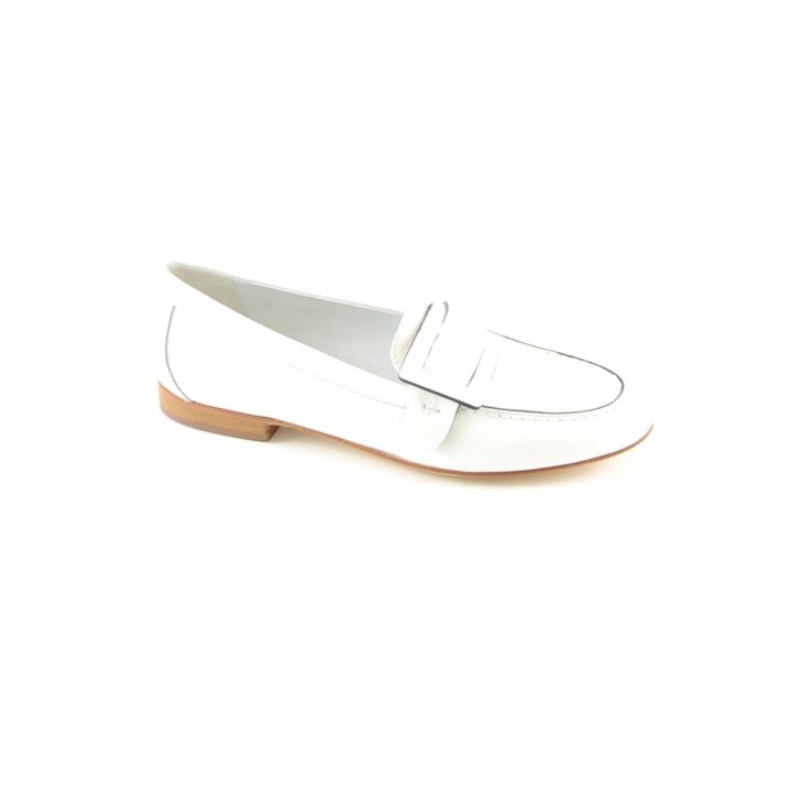 6011 Women's moccasin