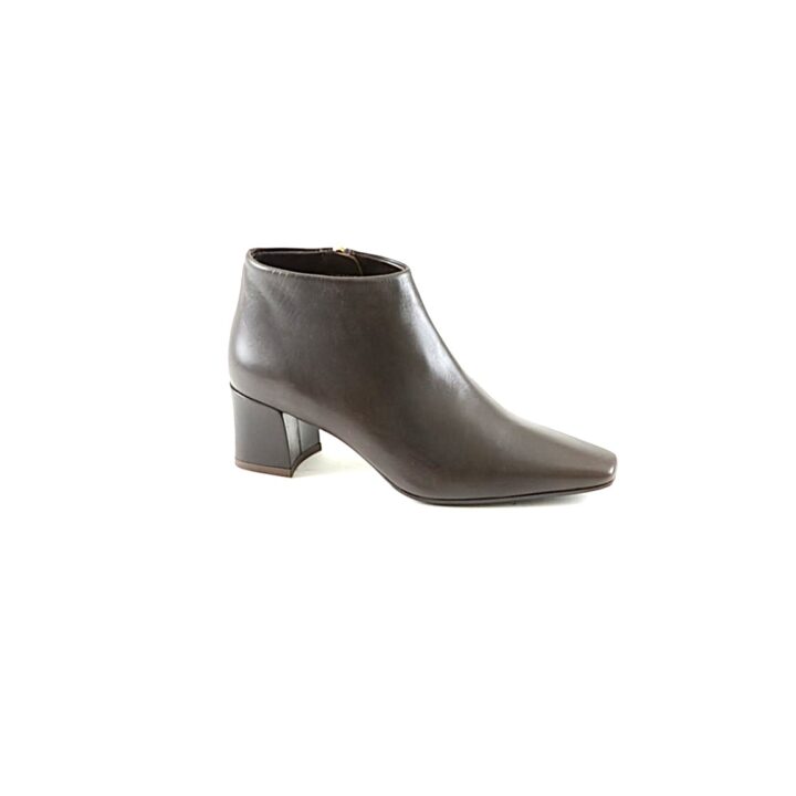 PR008 Stivaletto con tacco